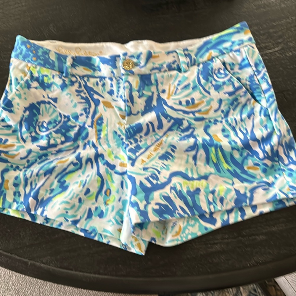 Lilly Pulitzer, Callahan stretch short